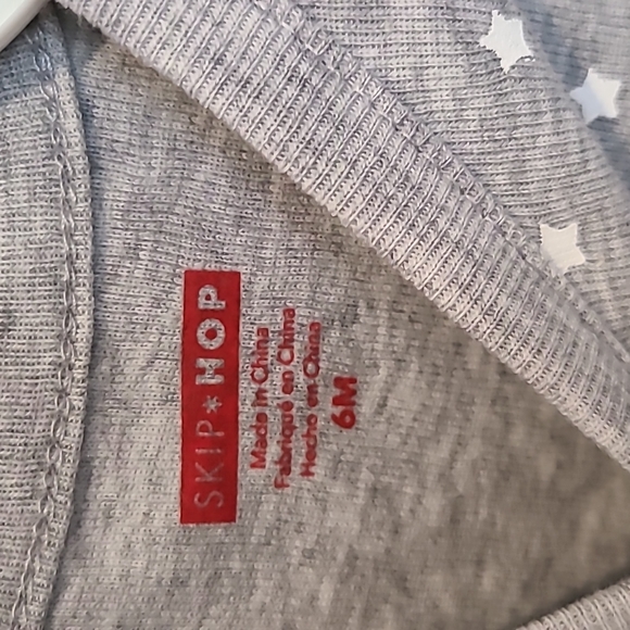 Skip Hop Bodysuits - Picture 3 of 5